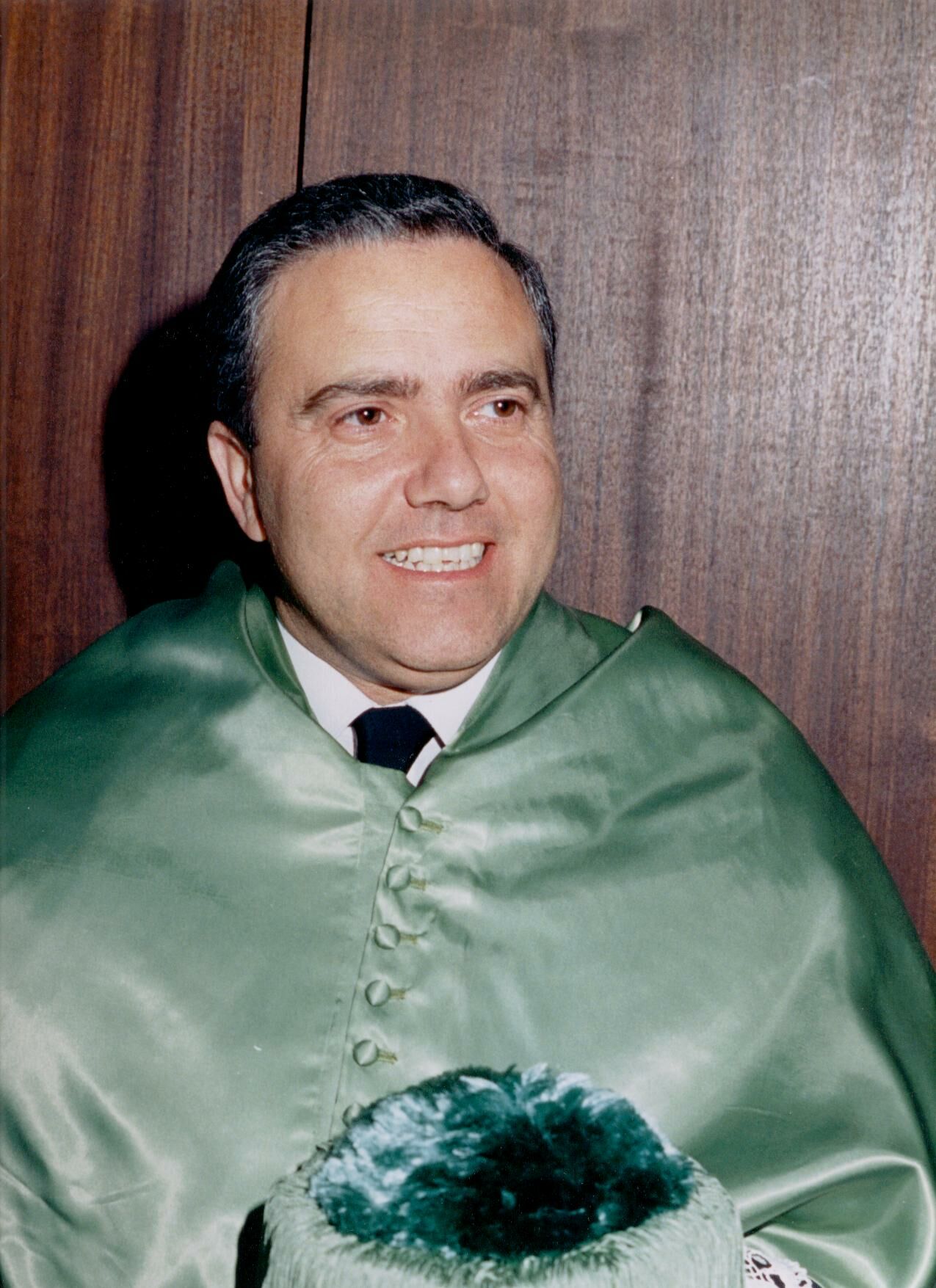 Ignacio-traje-academico